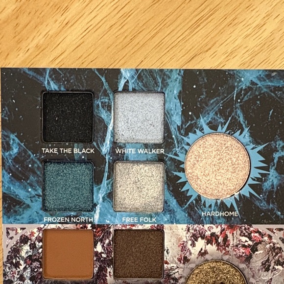 Official Game of Thrones Urban Decay Collectable Pop-up Eyeshadow Palette - Picture 11 of 15